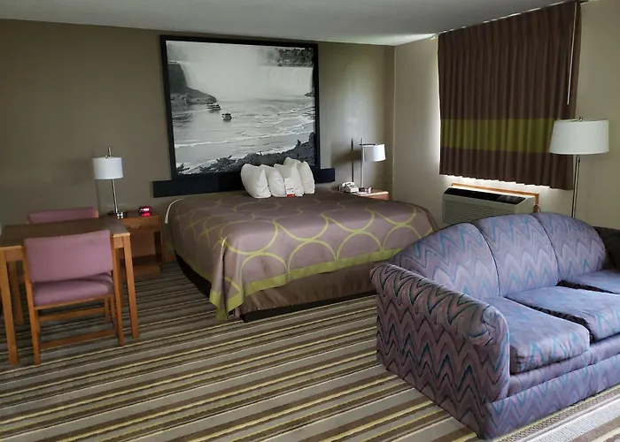 Hotel Super 8 By Wyndham 2*