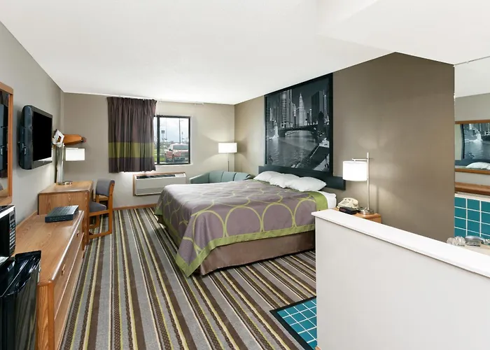 Super 8 By Wyndham Hotel